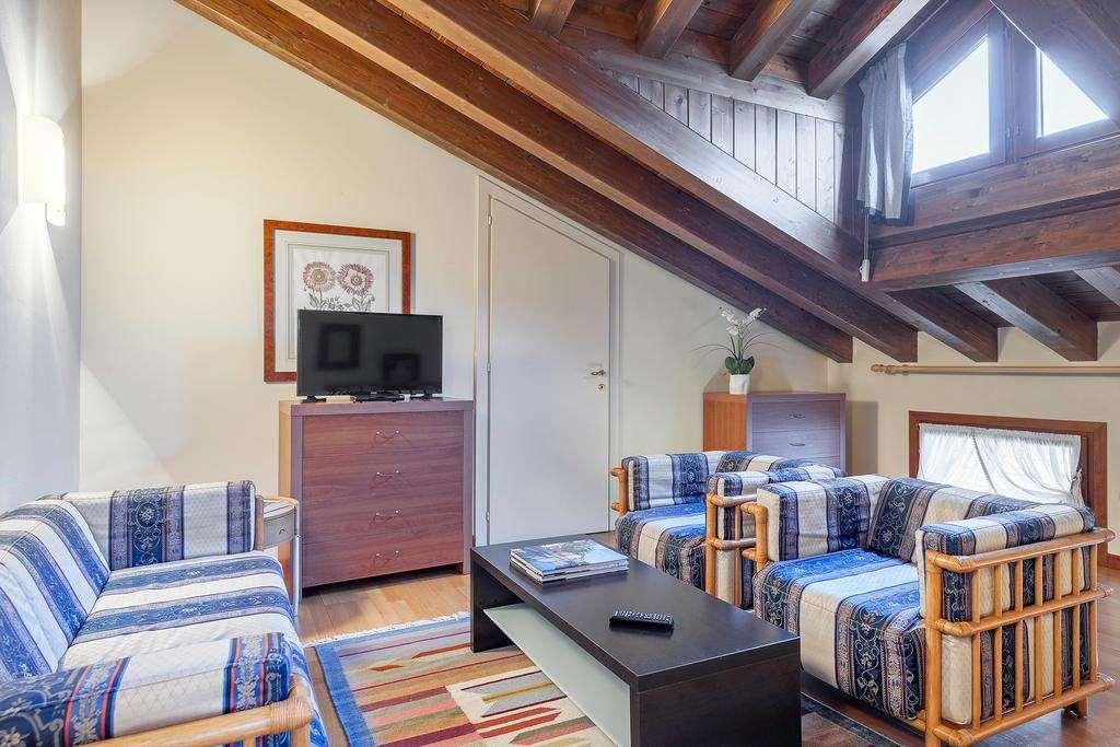 Palazzo Brando - Living Apartments Treviso Habitación foto